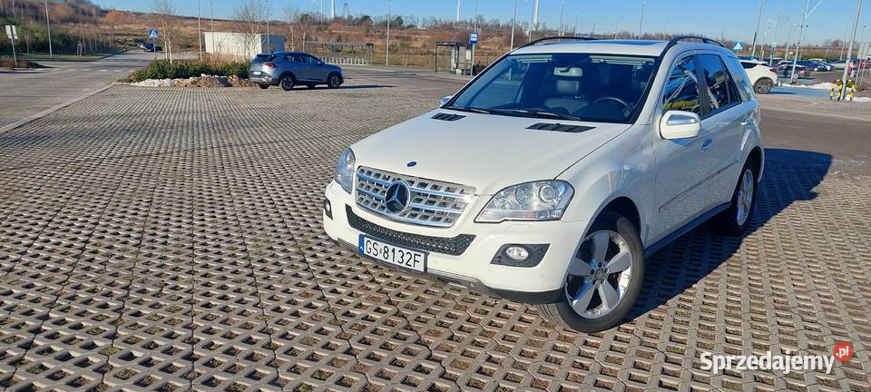 Mercedes ML W164 2009 r CD pomorskie Słupsk