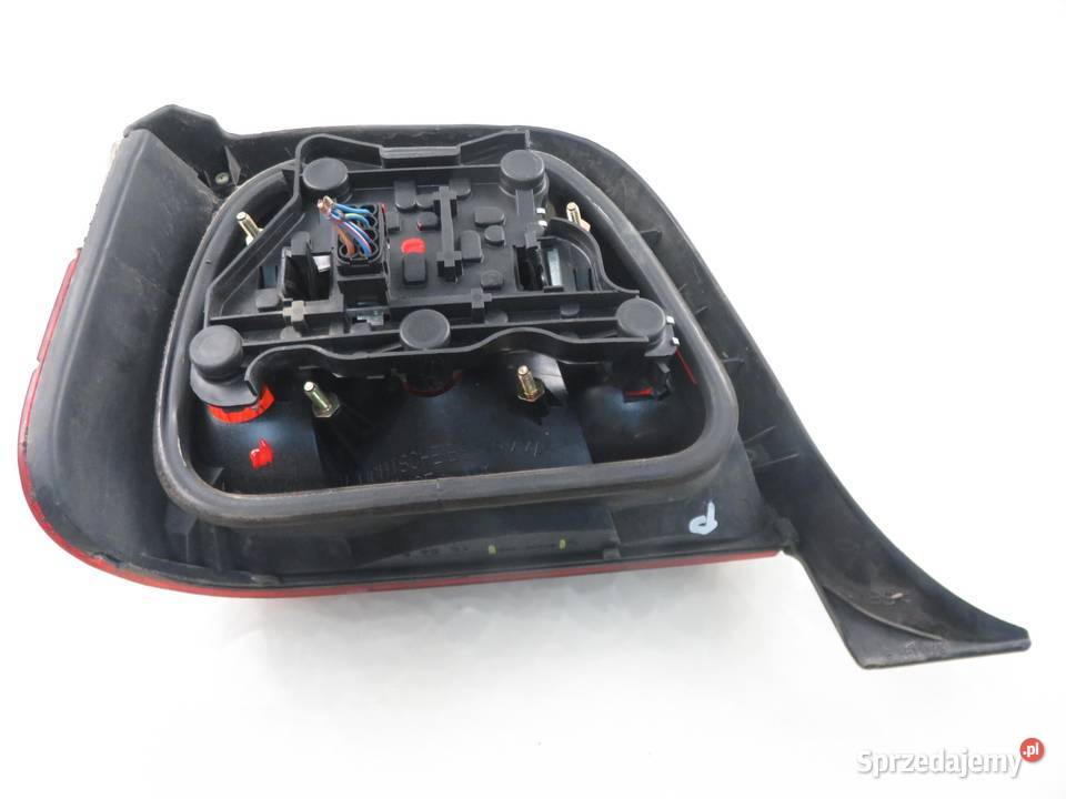 LAMPA PRAWA TYLNA BMW 3 Touring E36 9404842 Lampy tylne