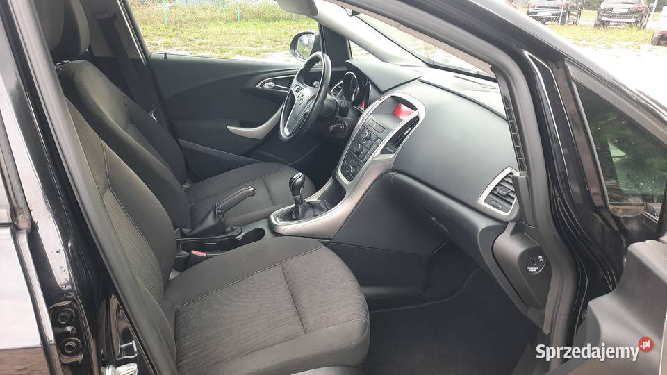 Opel Astra 14 Turbo Edition 140 Klima Zadbana światła do jazdy dziennej lubelskie Kraśnik sprzedam