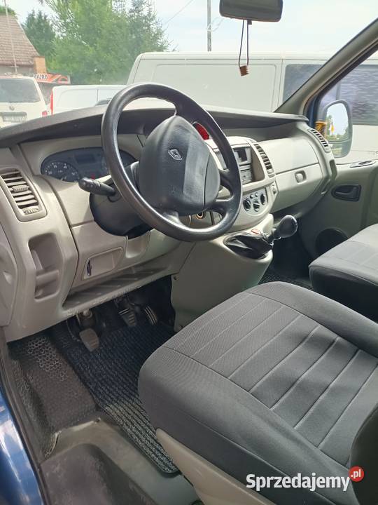 RENAULT TRAFIC 25 DCI 9 osobowy Zarejestrowany w Polsce Gorzów Wielkopolski