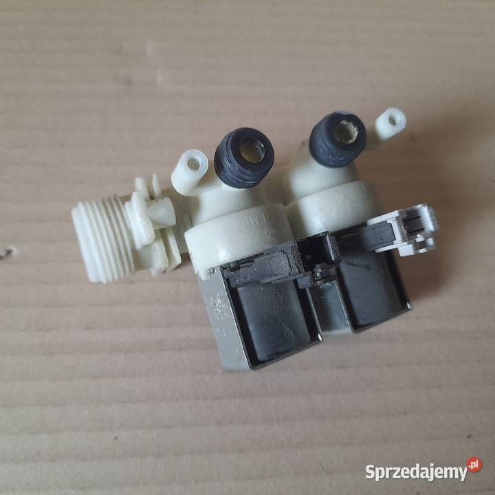 Indesit IWUD 41051 Części pralki Głodno