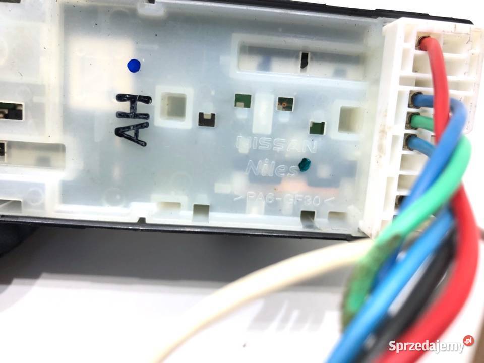 PRZEŁĄCZNIK SZYB NISSAN MICRA K13 Hatchback podkarpackie