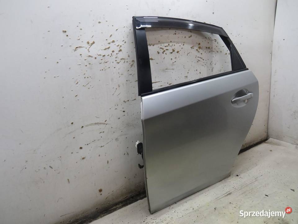 DRZWI LEWY TYŁ 1F7 PRIUS III lubelskie