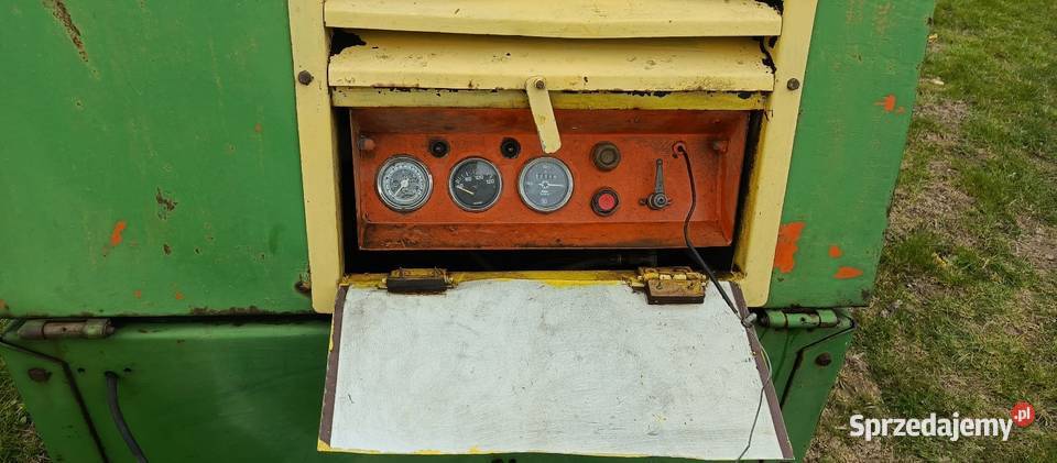 Kompresor śrubowy spalinowy