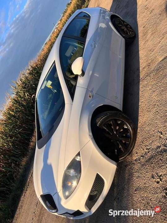 sprzedam Seat Leona 2012 Łomża