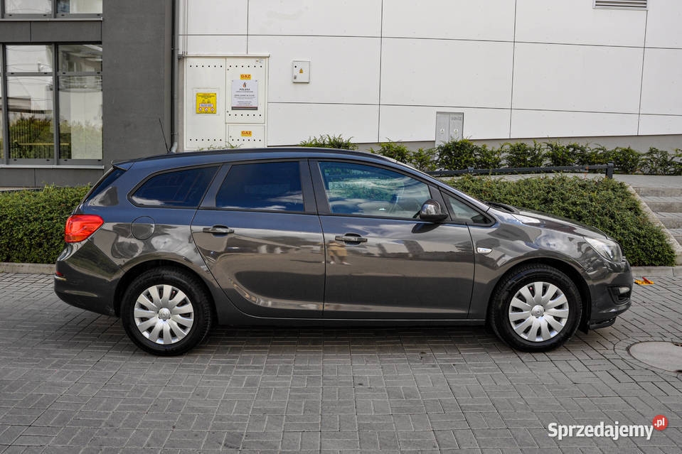Opel Astra J Salon Lift 2013 r Wrocław sprzedam