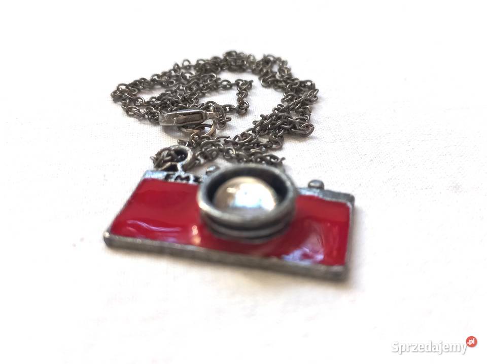Naszyjnik czerwony Wisiorek Aparat Fotograficzny Białystok sprzedam