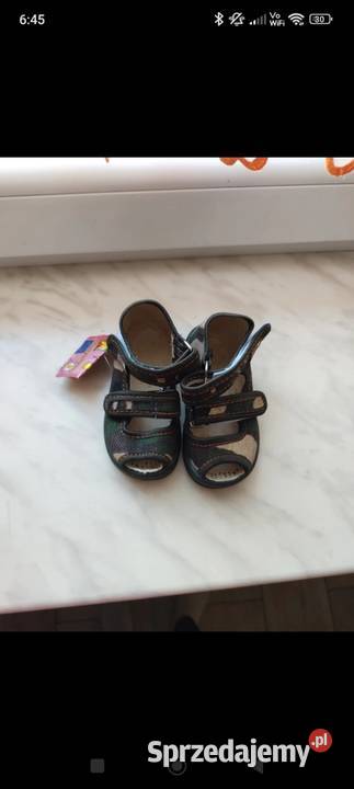 Buciki kapcie chłopak niemowlę r 19 Międzybórz