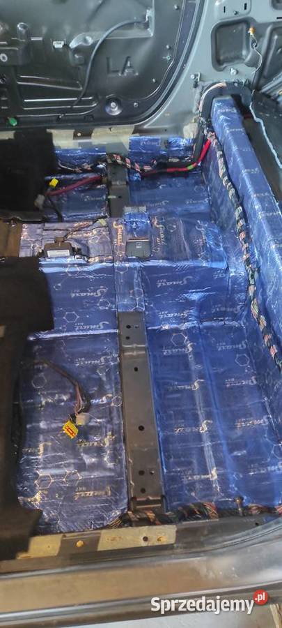 Dodge Challenger SXT PLUS 57 HEMI mazowieckie Szydłowiec