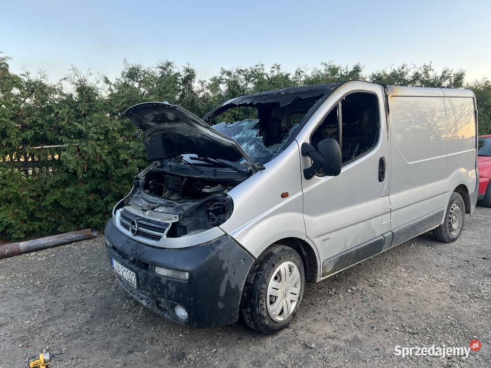 Opel Vivaro 19 2006 na części dostawcze