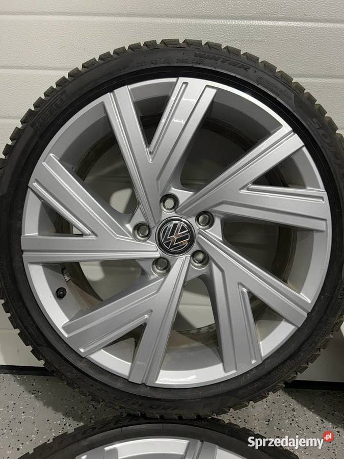 Oryginalne KOŁA FELGI 18 VW GOLF 8 GTI 7 6 5 dolnośląskie