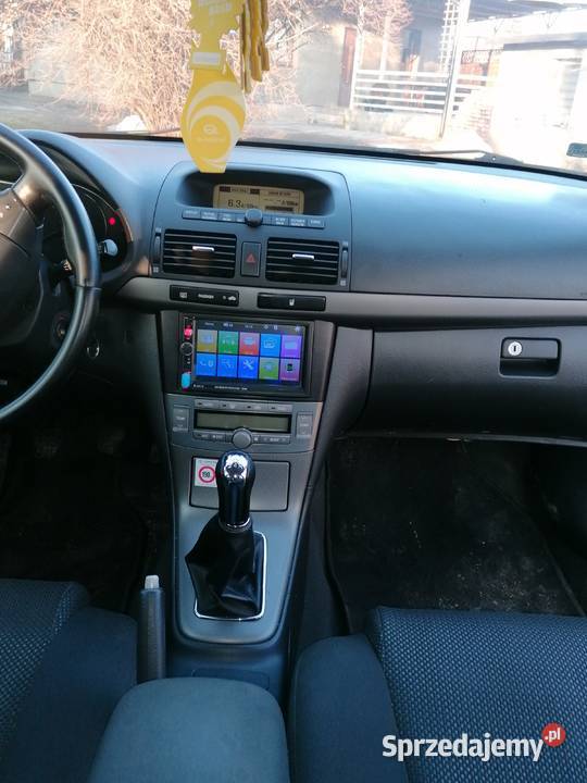 Sprzedam toiota avensis łódzkie