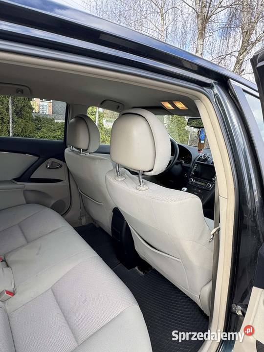 Toyota avensis t27 20 d4d klimatyzacja Nowe Miasto nad Pilicą sprzedam