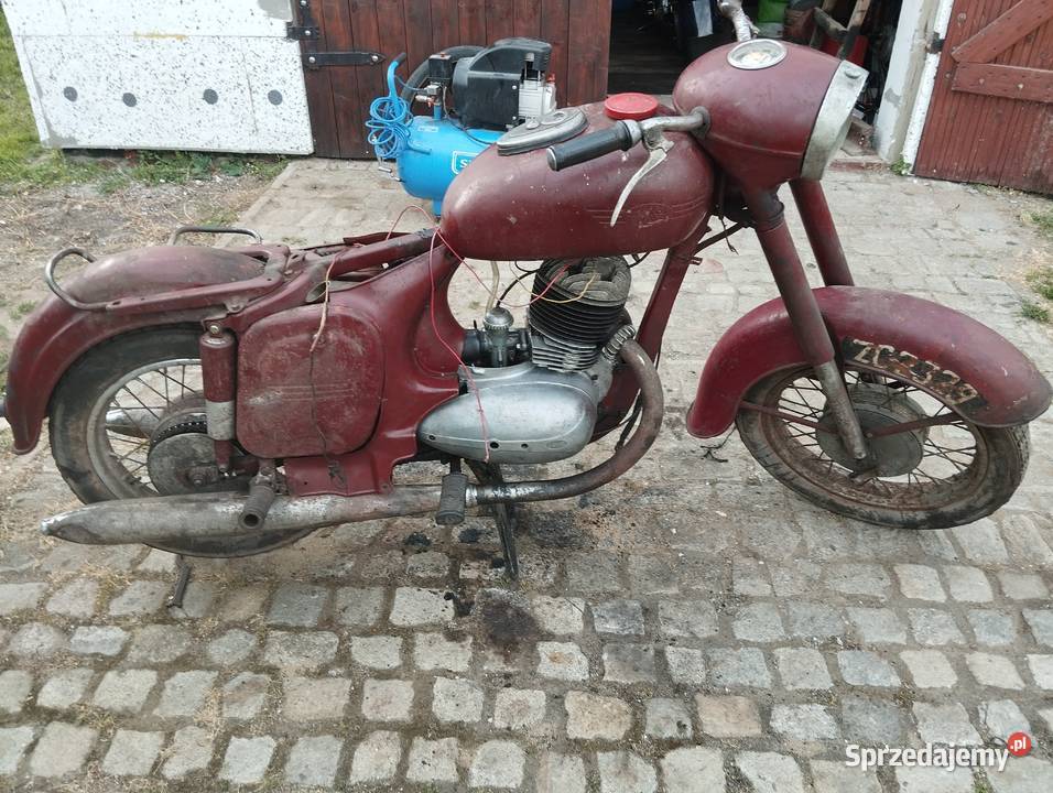 JAWA 250,model 353 z amperomierzem