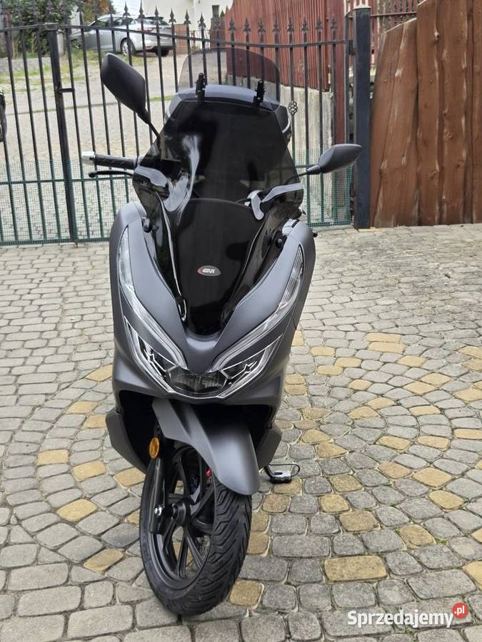 Skuter Honda PCX 125 Starachowice sprzedam
