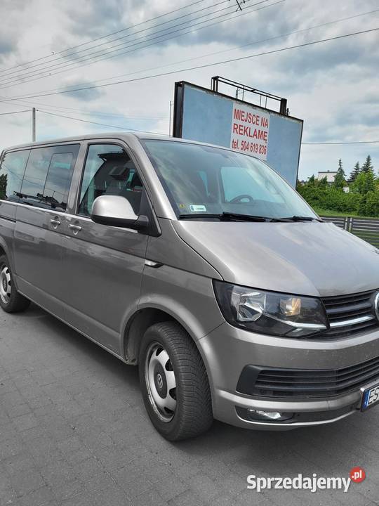 Volkswagen Caravelle stan serwis ASO pierwszy