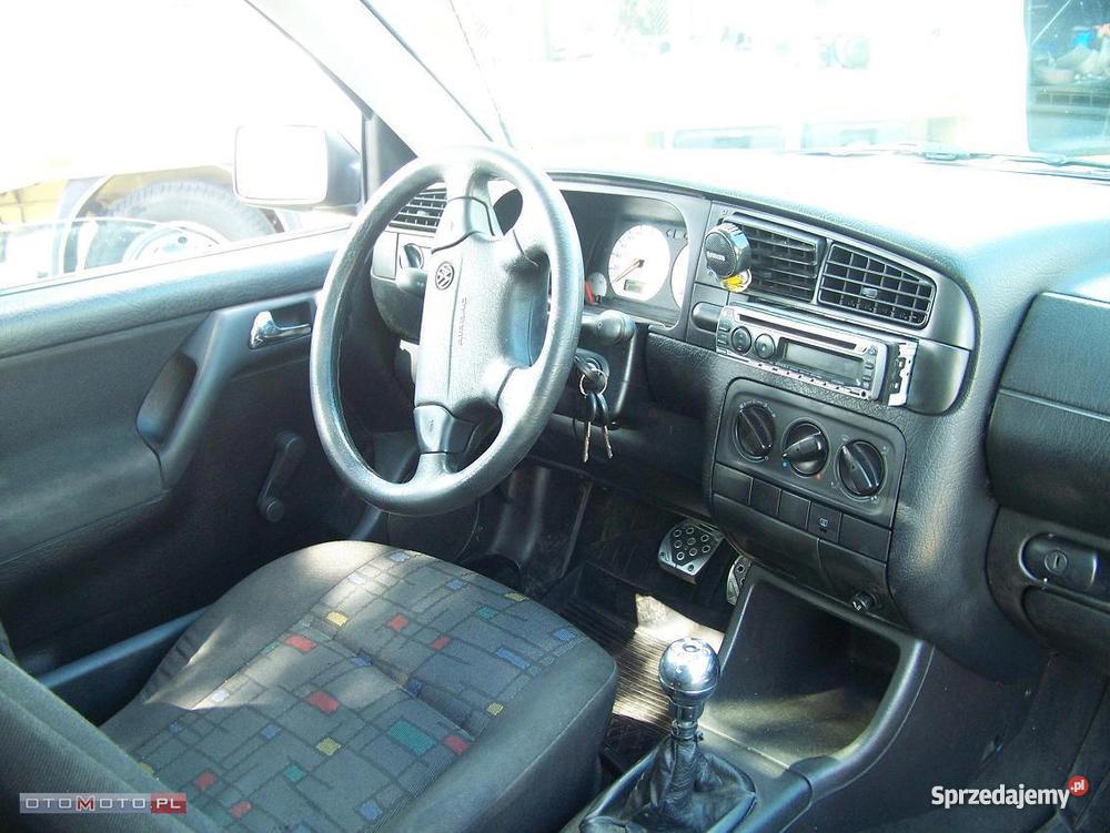 Volkswagen Golf iii 16 GT możliwa czarny Ziębice