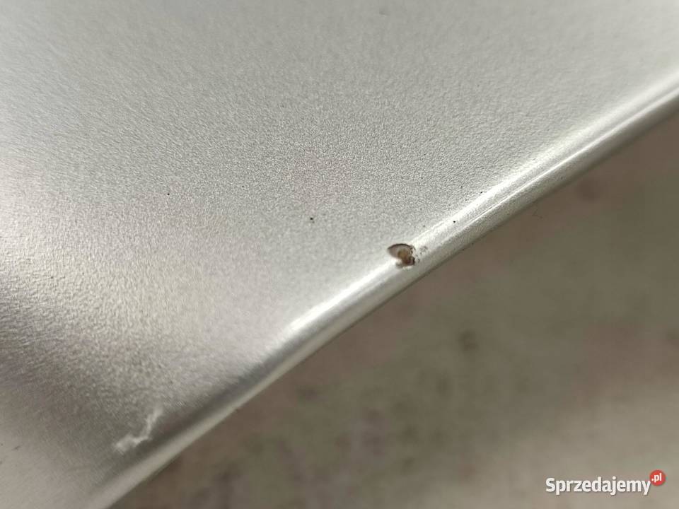 BŁOTNIK LEWY PRZÓD LISTWA VOLVO XC90 W KOLOR osobowe