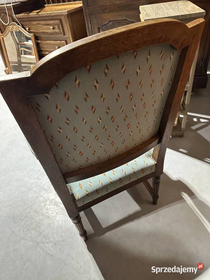 Piękny dębowy fotel w stylu Ludwika XVI Sławoszewek
