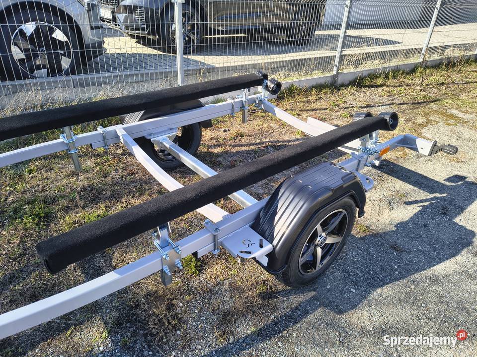 Przyczepa pod pontonWersja Luxfelgi i lakier