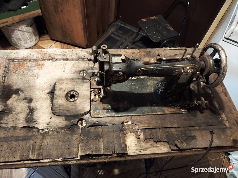 Maszyna do szycia żeliwne nogi ADLER łódzkie