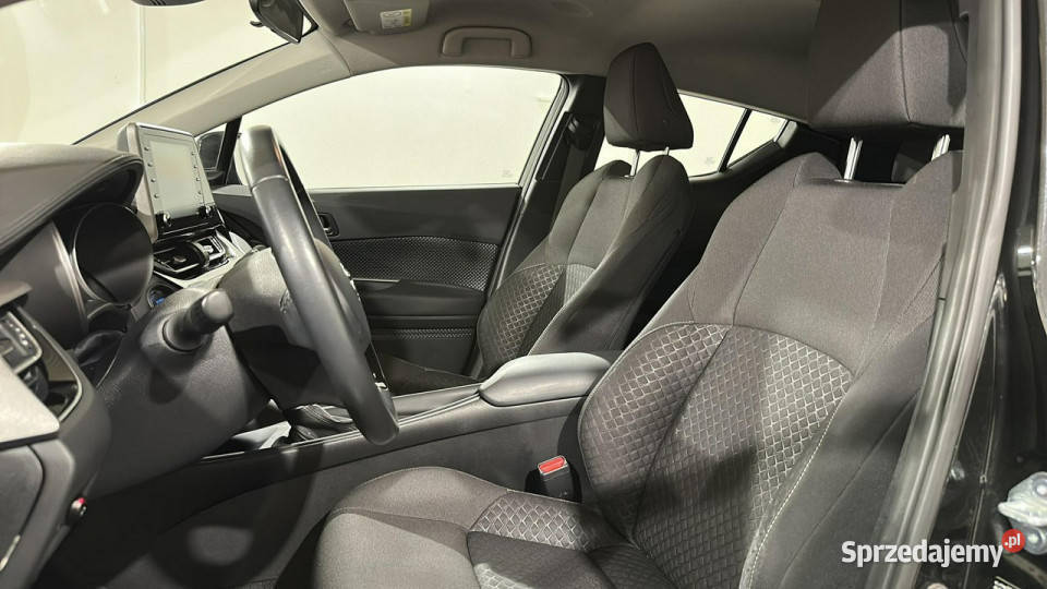 Toyota CHR Toyota CHR 18 Hybrid 122 eCTV Comfort Swarzędz sprzedam