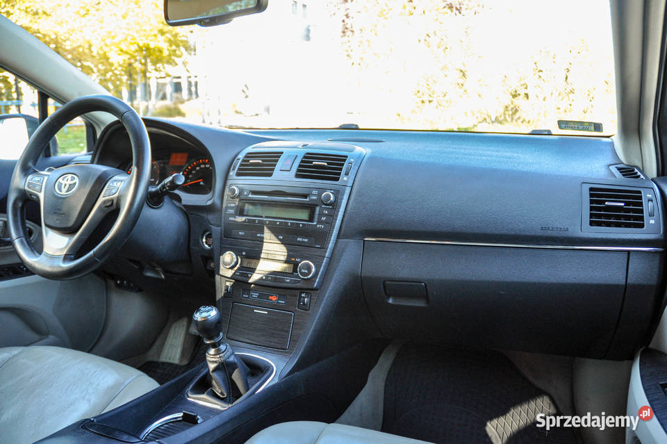 Toyota Avensis 22d 177 Salon Skóry Wrocław