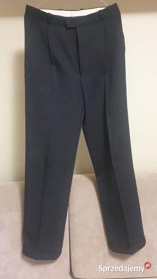 Garnitur męski z kamizelą czarny Puck