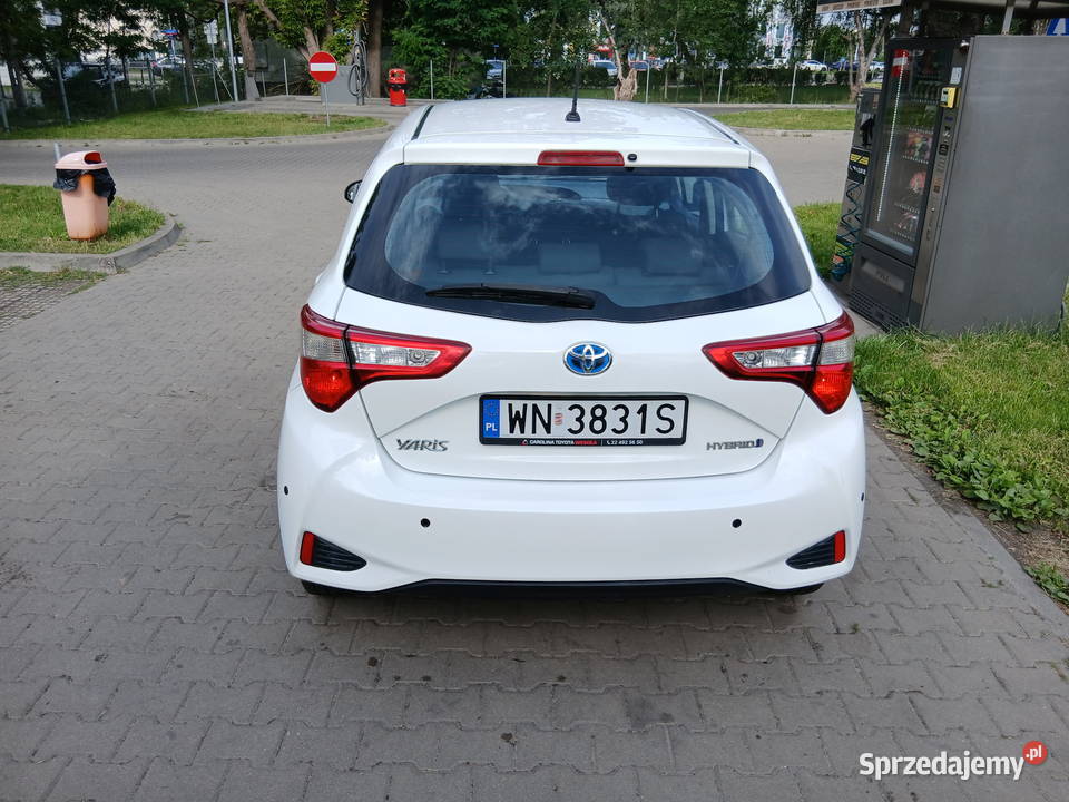 Toyota Yaris Hybrid 15 2017 Automat Ekonomiczna Warszawa sprzedam