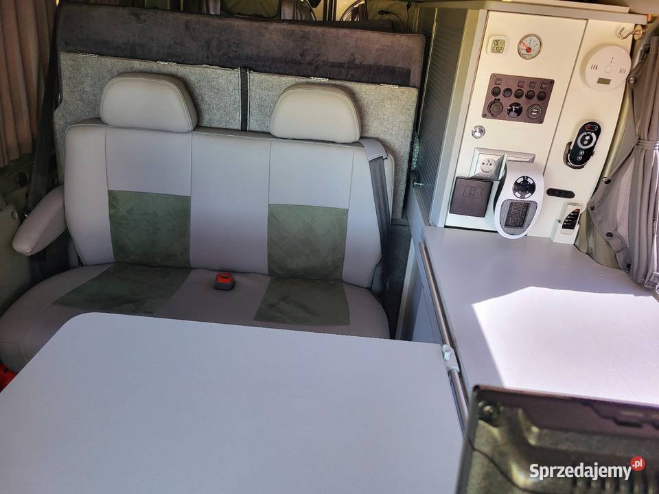 Kamper bus stan renault trafic Rok produkcji 2008 Słupsk