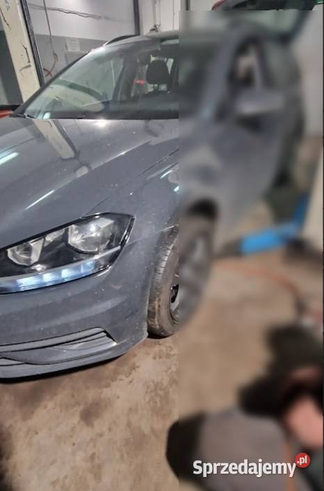 VW Golf 7 zaślepki halogenów L i P podkarpackie