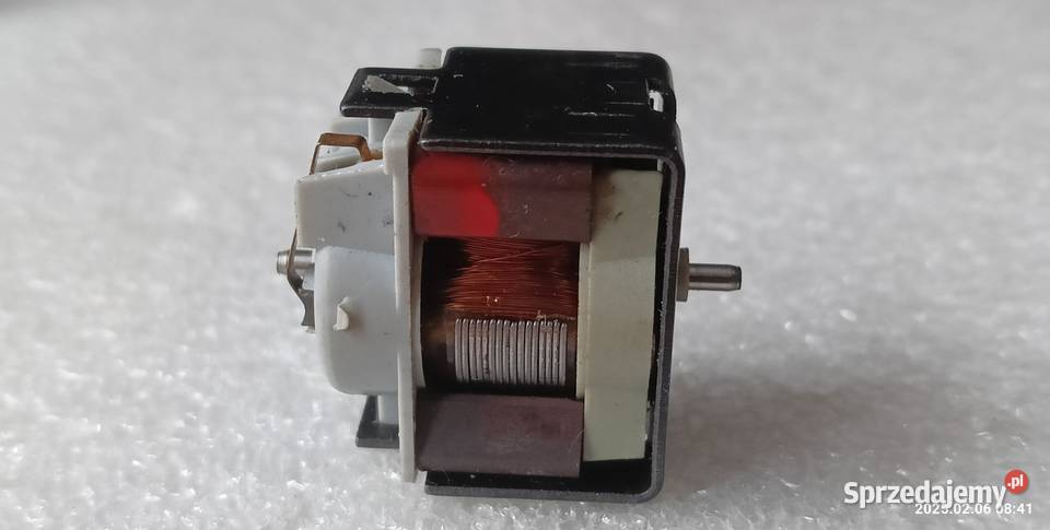 Silnik do lokomotyw BR 110 V 100 BR 120 Piko H0