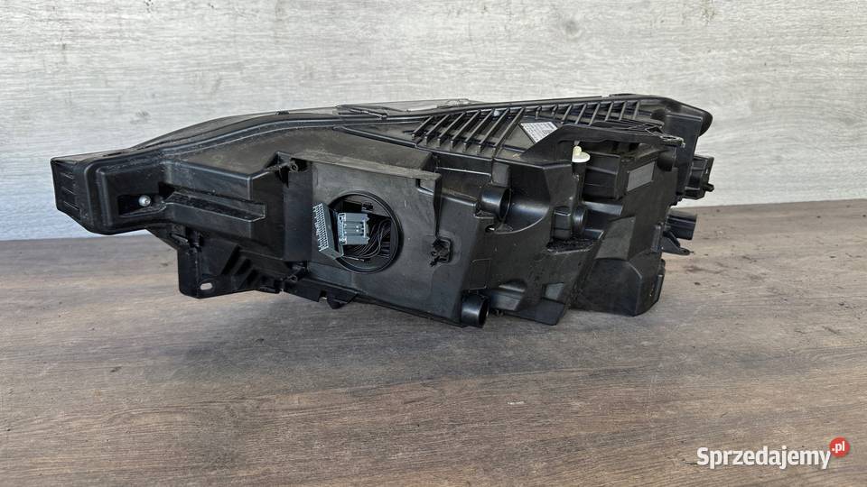 VOLVO XC60 II LIFT LAMPA PRZEDNIA PRAWA Gorzów Wielkopolski