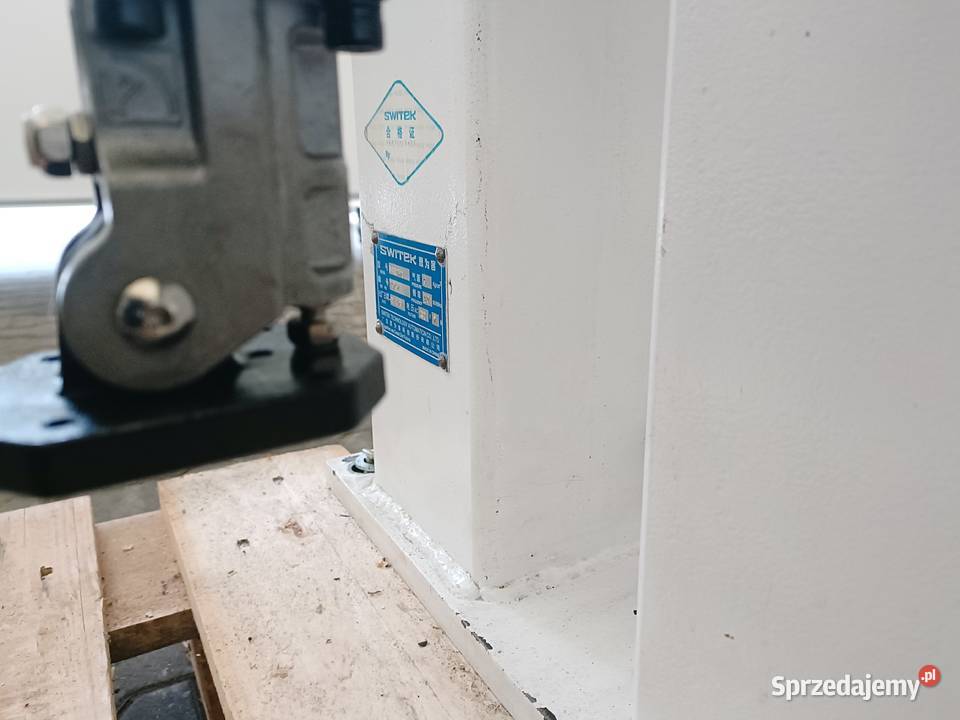 Robot kartezjański do wtryskarki 3 osiowy picker Gizałki