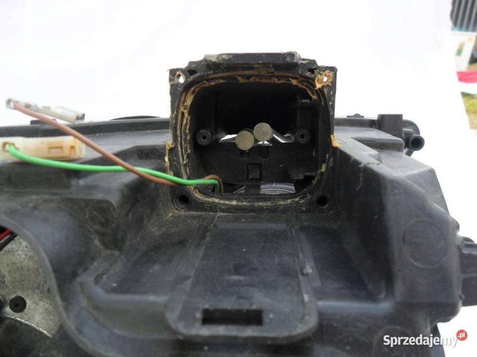 REFLEKTOR PRZÓD STRONA PRAWA BMW 3 E90 E91 Nowy Tomyśl sprzedam