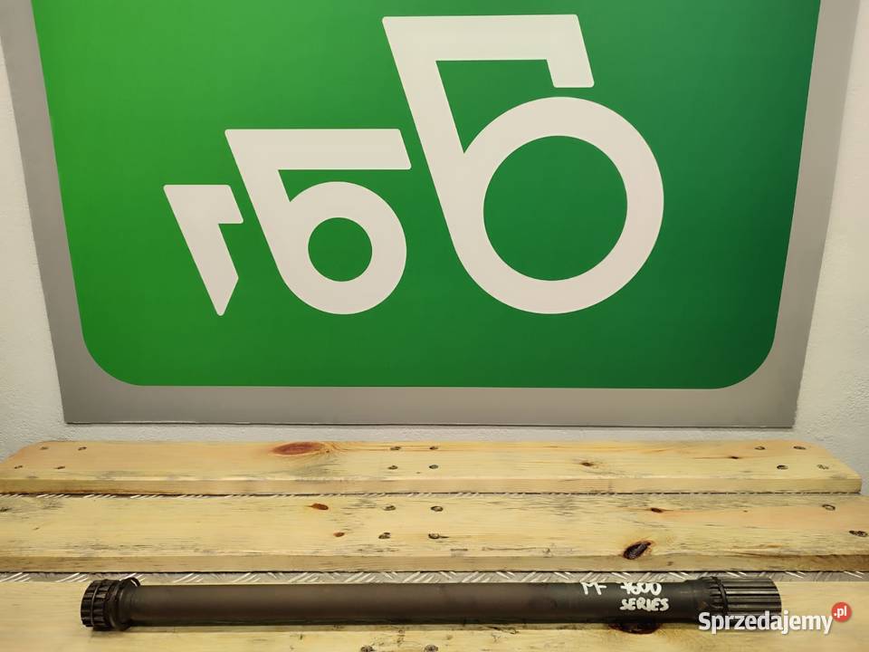 Wałek napędu skrzyni biegów Massey Ferguson 7600