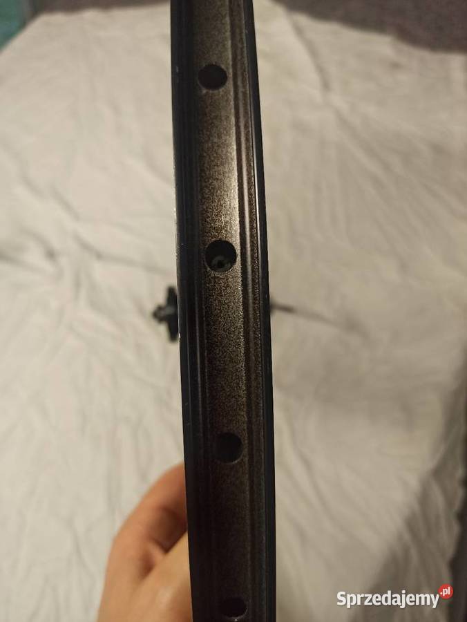 Koło przód łożyska 28 29 tarcza na 6 śrub Dębica sprzedam