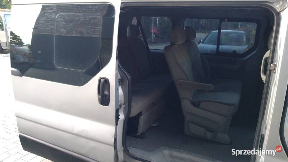 renault trafic 25 diesel 7 osobowy klima Trafic Szczecin sprzedam