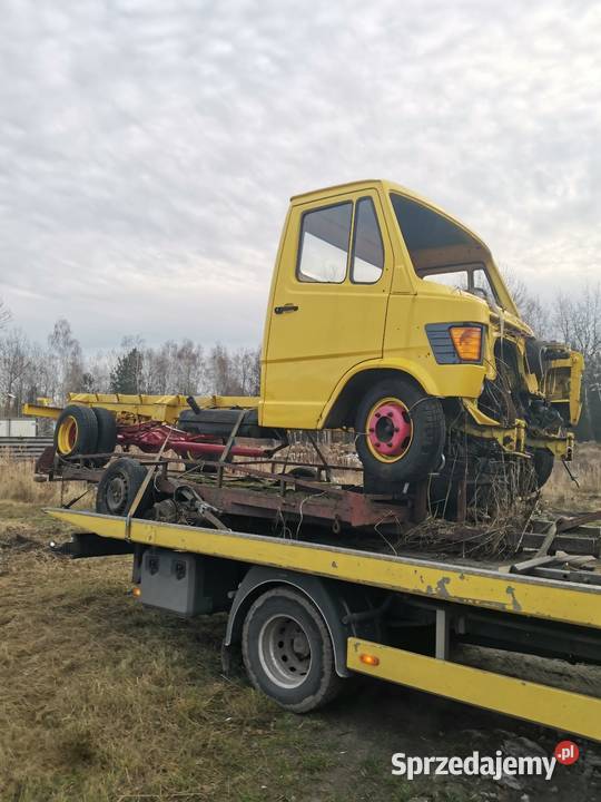 Przyczepa laweta SAM z 2000 roku dokumenty Przyczepy i naczepy mazowieckie