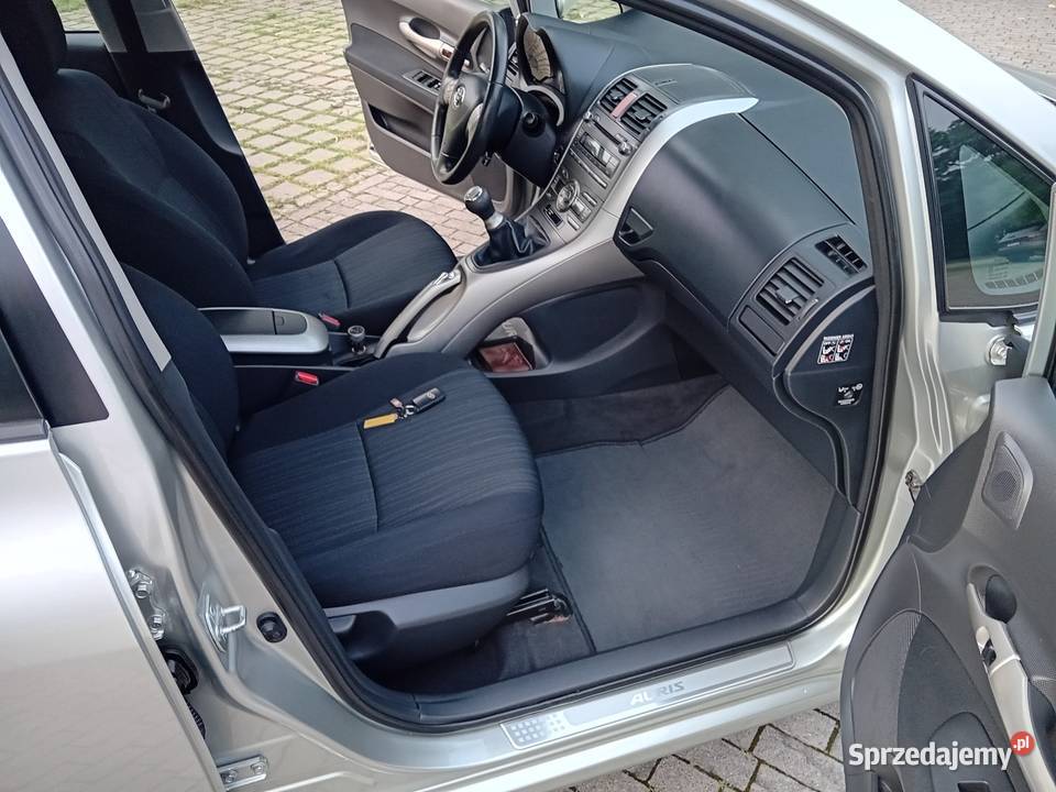 Toyota Auris E15 16 124 2007r Salon Polska Hatchback