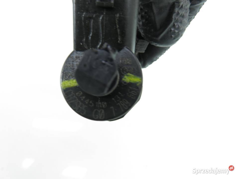 WTRYSKIWACZ BMW X3 20 d 0445110131 7789661 sprzedam