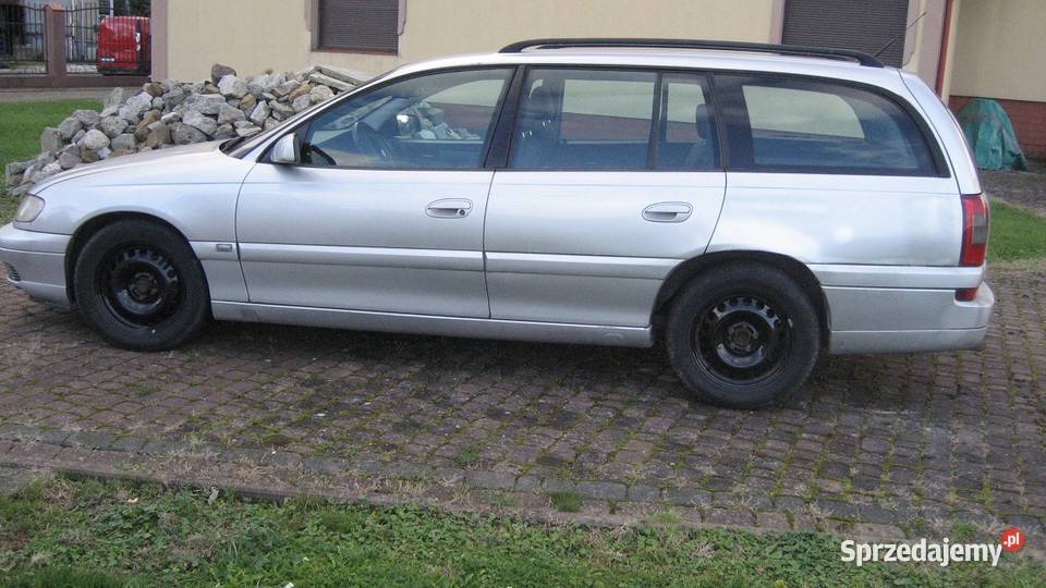 opel omega