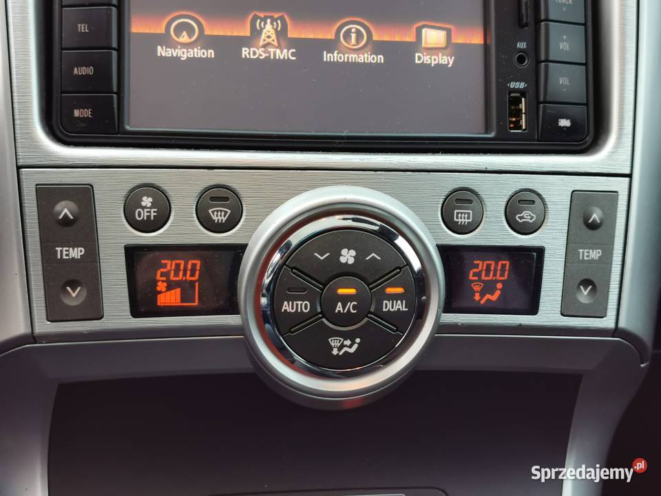 20 D4D 126 Monitory DVD Serwis Stan Verso sprzedam