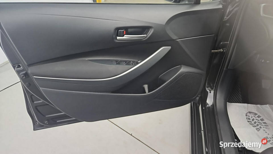 Toyota Corolla 15 Comfort Z Polskiego Salonu Warszawa sprzedam