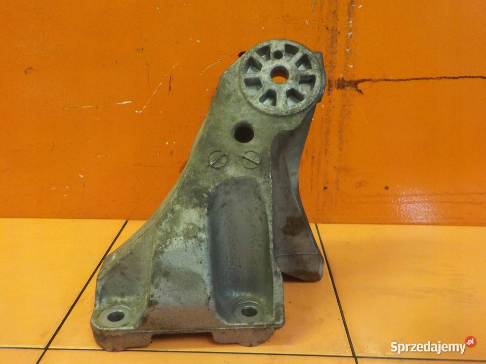 AUDI Q7 TOUAREG 30 TDI 10r CAS wspornik lapa Suków