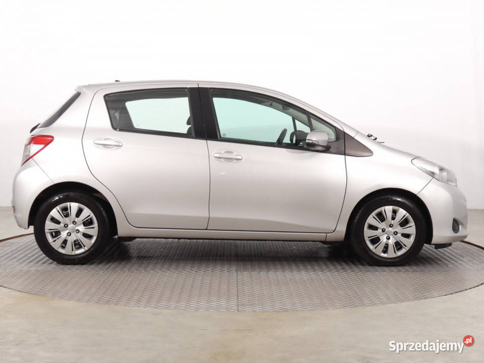 Toyota Yaris 133 Dual VVTi Rok produkcji 2014 Katowice sprzedam