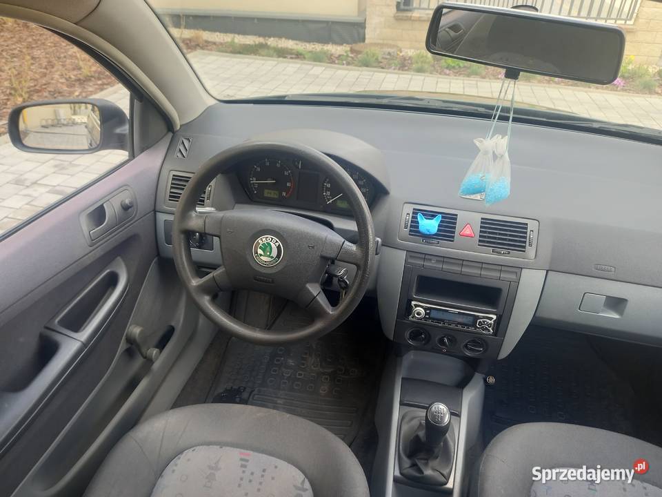 SKODA FABIA 14MPI 8V 2003r Sedan Wspomaganie 134 manualna