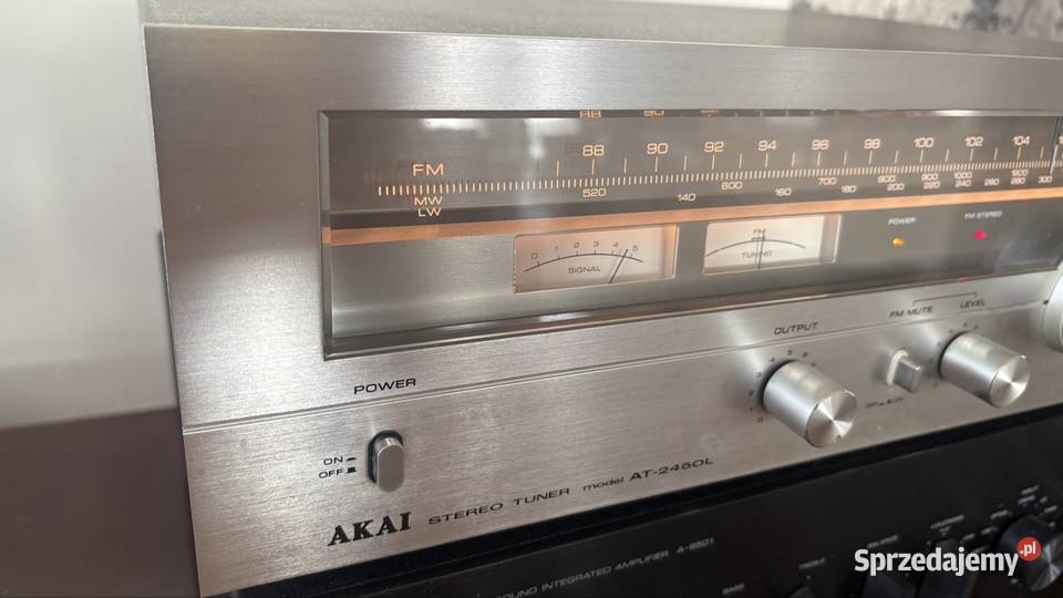 Tuner Vintage AKAI AT2450L Jasło
