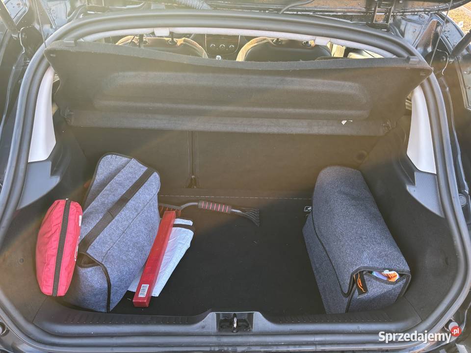 Renault clio IV 4 2013 benzyna 12 1cm3 dolnośląskie