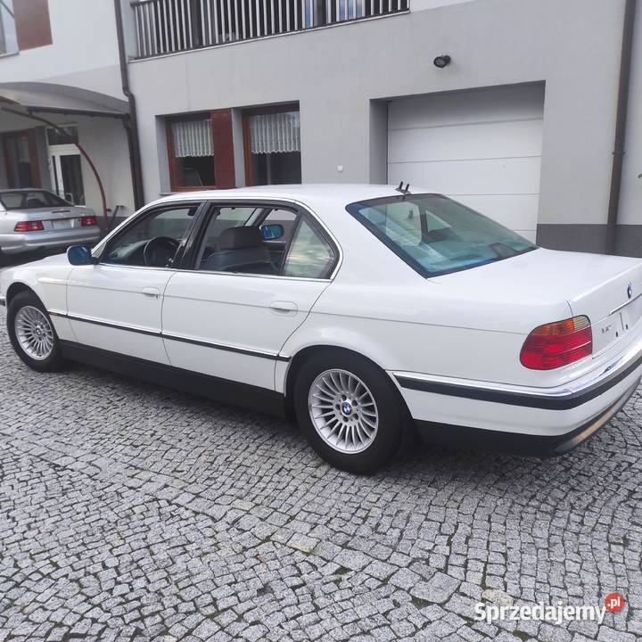 BMW e38 750IL nieuszkodzony